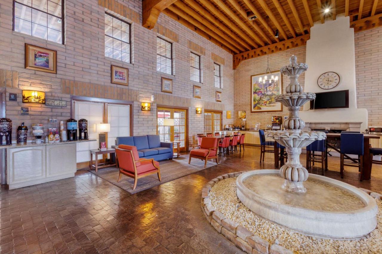 Comfort Suites At Sabino Canyon Тусон Екстер'єр фото